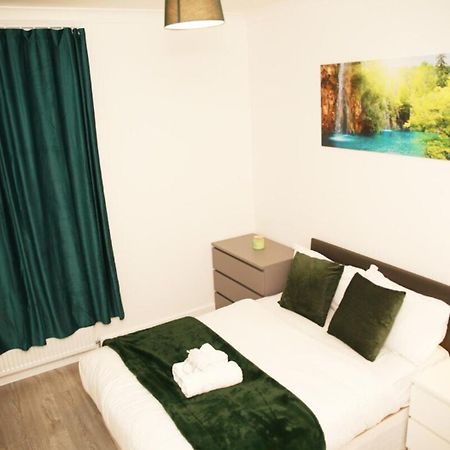 Cricklewood Deluxe Ensuite Room London Exterior photo