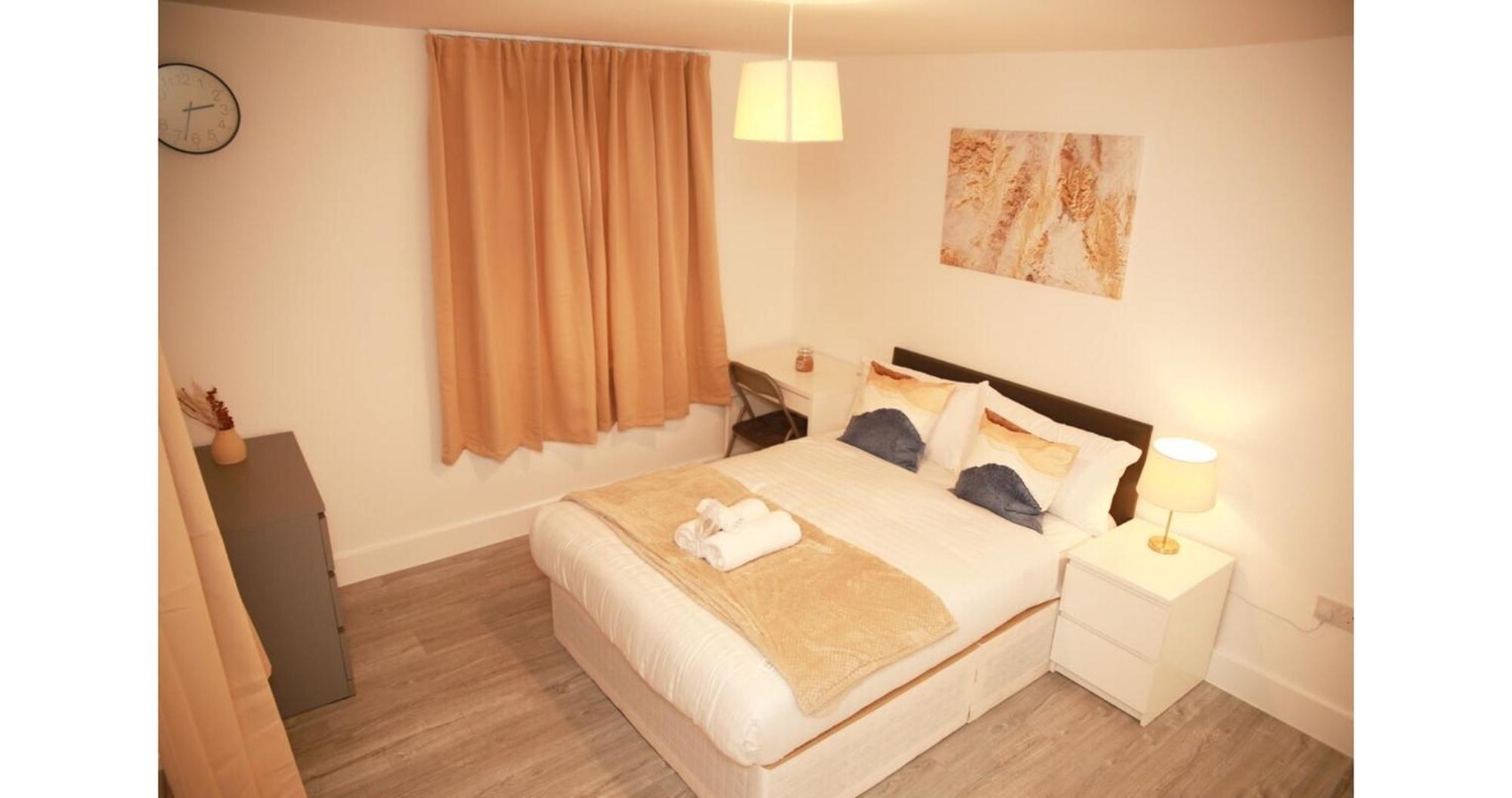 Cricklewood Deluxe Ensuite Room London Exterior photo