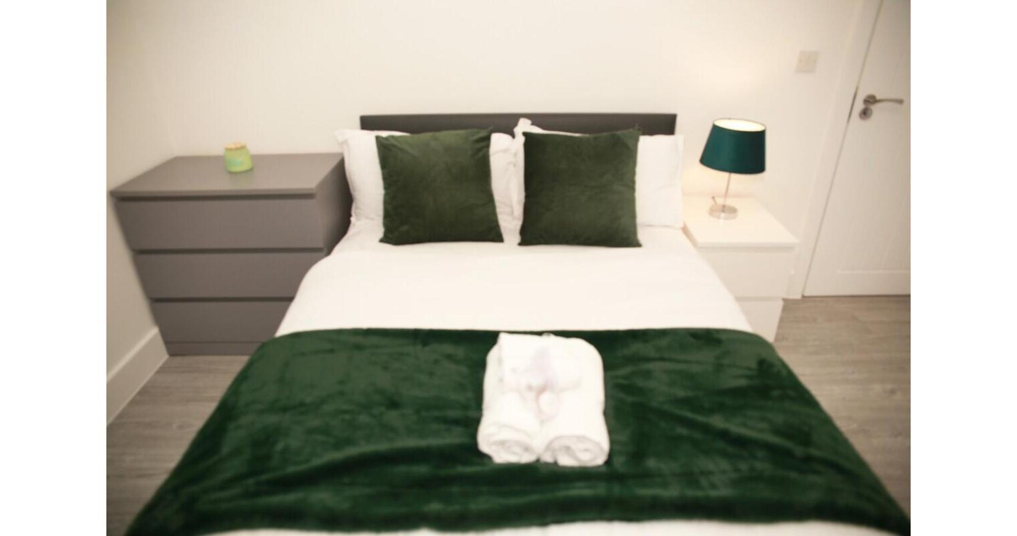 Cricklewood Deluxe Ensuite Room London Room photo