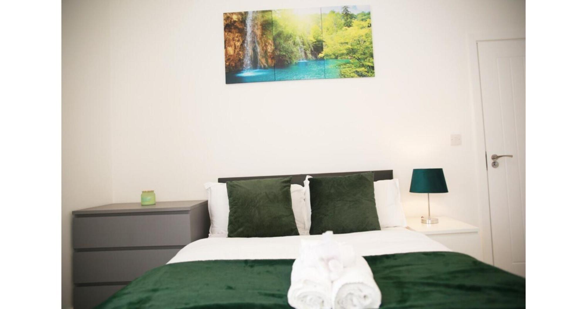 Cricklewood Deluxe Ensuite Room London Room photo