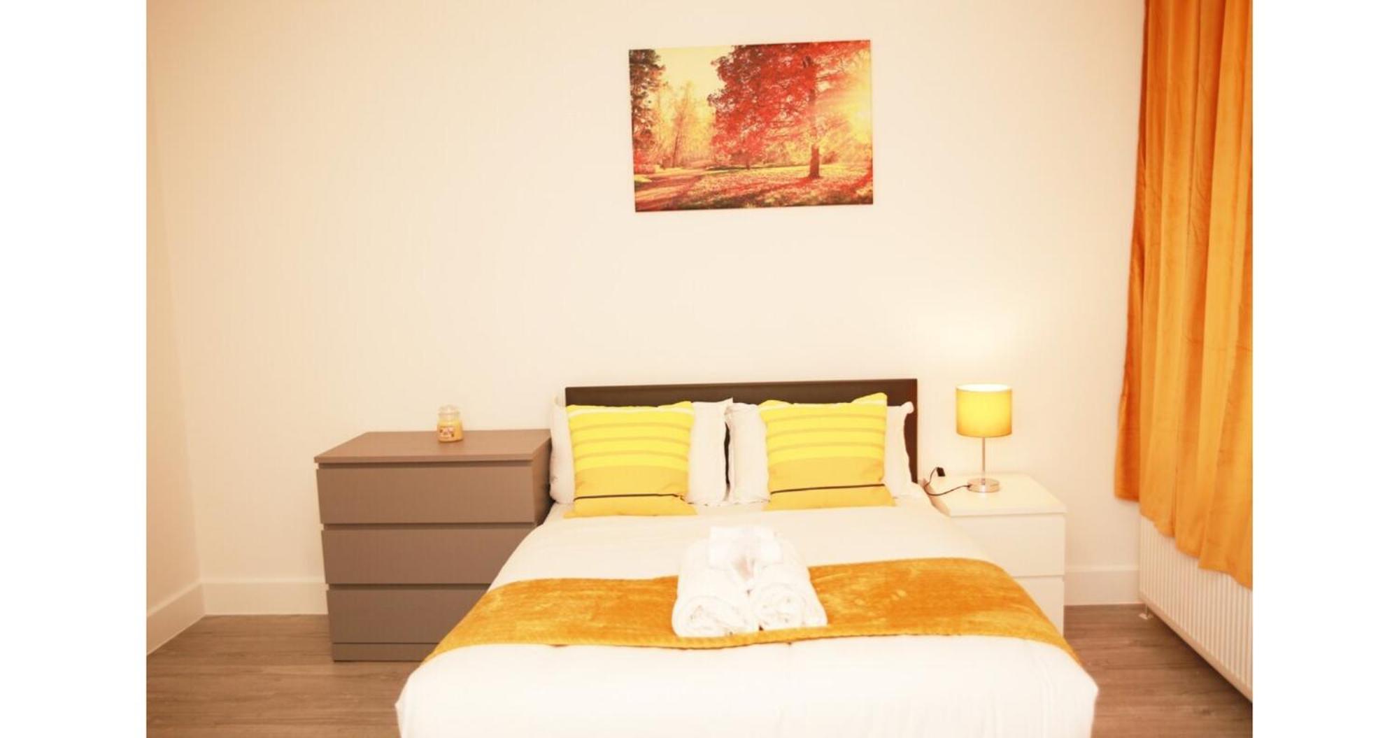 Cricklewood Deluxe Ensuite Room London Room photo